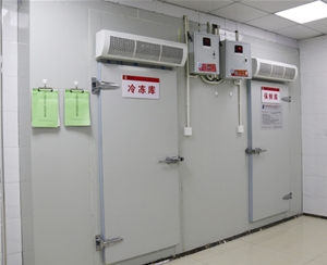 食材倉(cāng)儲(chǔ)間 (6)